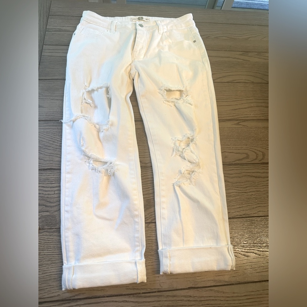 I&M White Bella Mid-rise Boyfriend Jeans Size 11 New